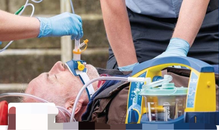 چگونه ساکشن کنیم؟ (راهنمای جامع برای تکنسین‌های اورژانس پیش‌بیمارستانی)