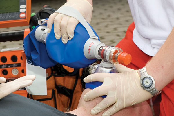 آموزش عملی آمبوبگ (Bag-Valve-Mask)